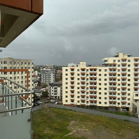 Studios & Apartments Palas By Glam At Lazar Towers 雅西 外观 照片