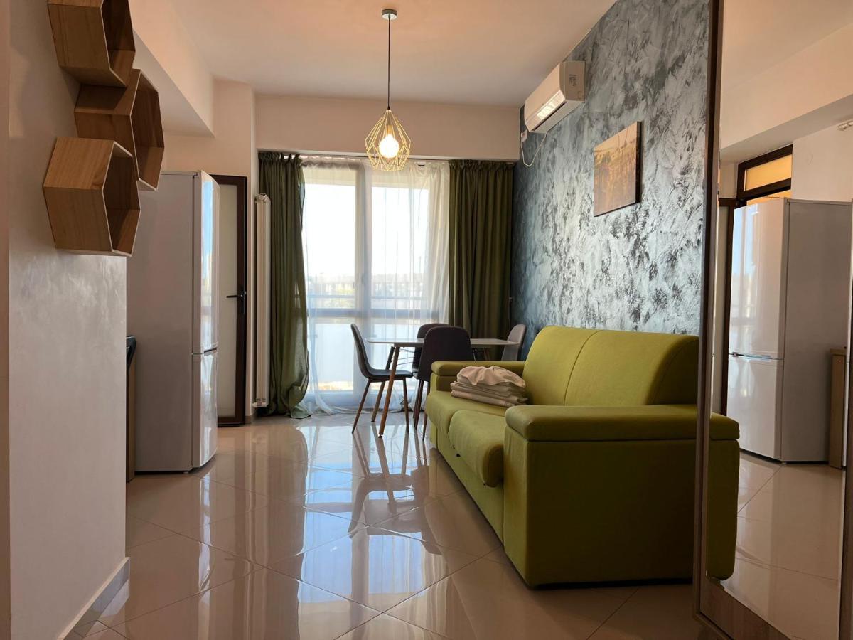 Studios & Apartments Palas By Glam At Lazar Towers 雅西 外观 照片